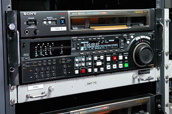 HDW-M2000