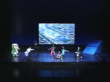 大和川博士が登場